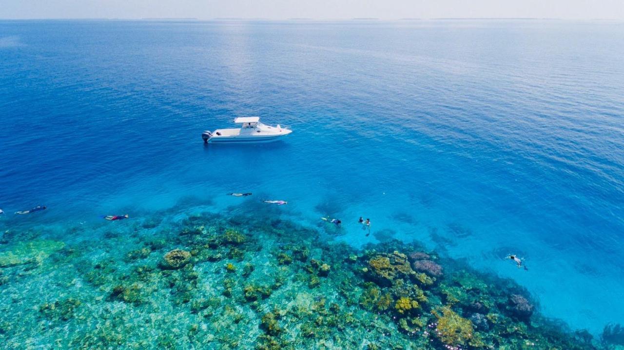 Reveries Maldives Gan  Exterior photo