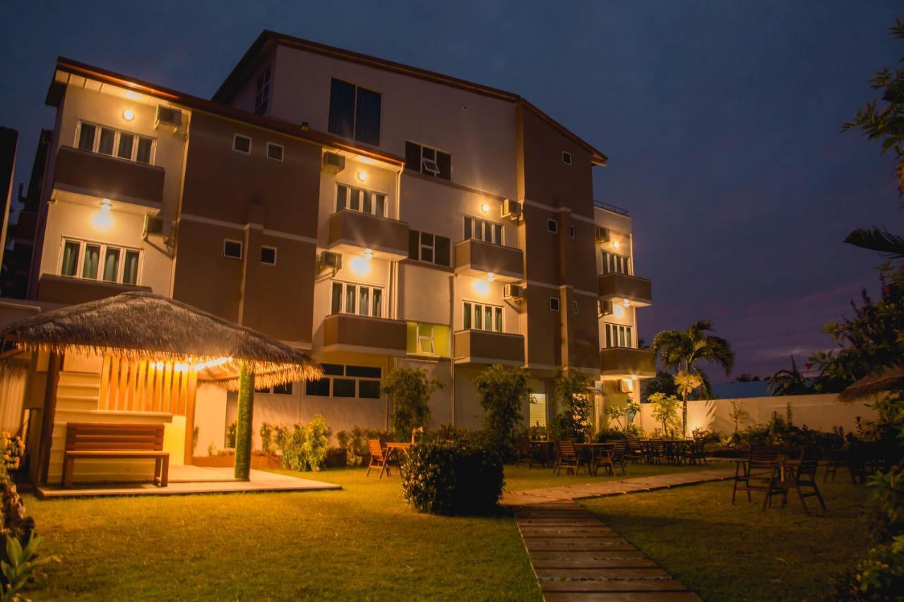 Reveries Maldives Gan  Exterior photo