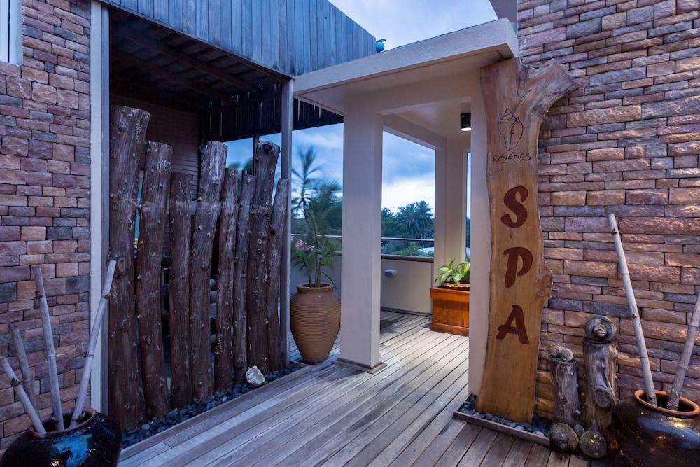 Reveries Maldives Gan  Exterior photo