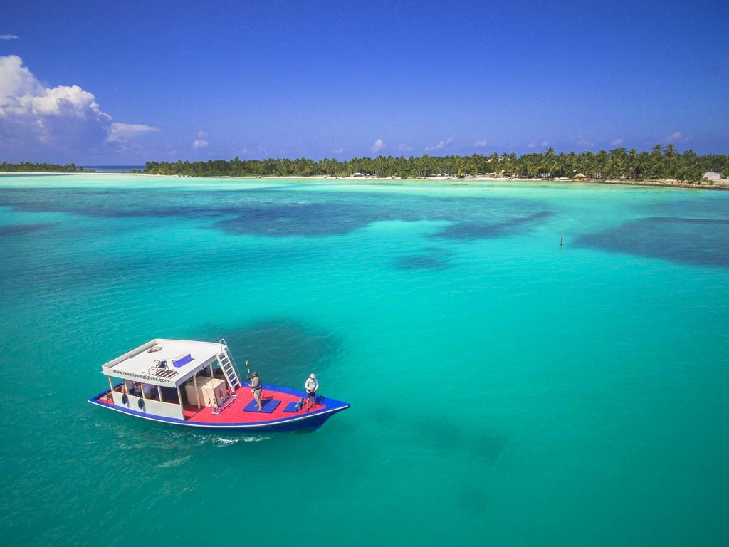 Reveries Maldives Gan  Exterior photo