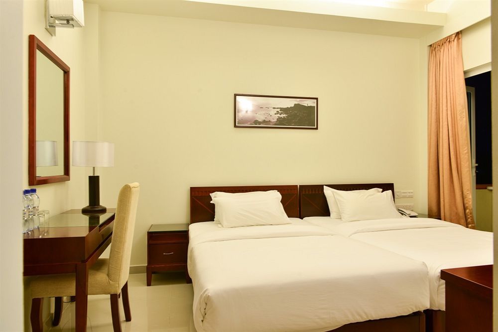 Reveries Maldives Gan  Exterior photo